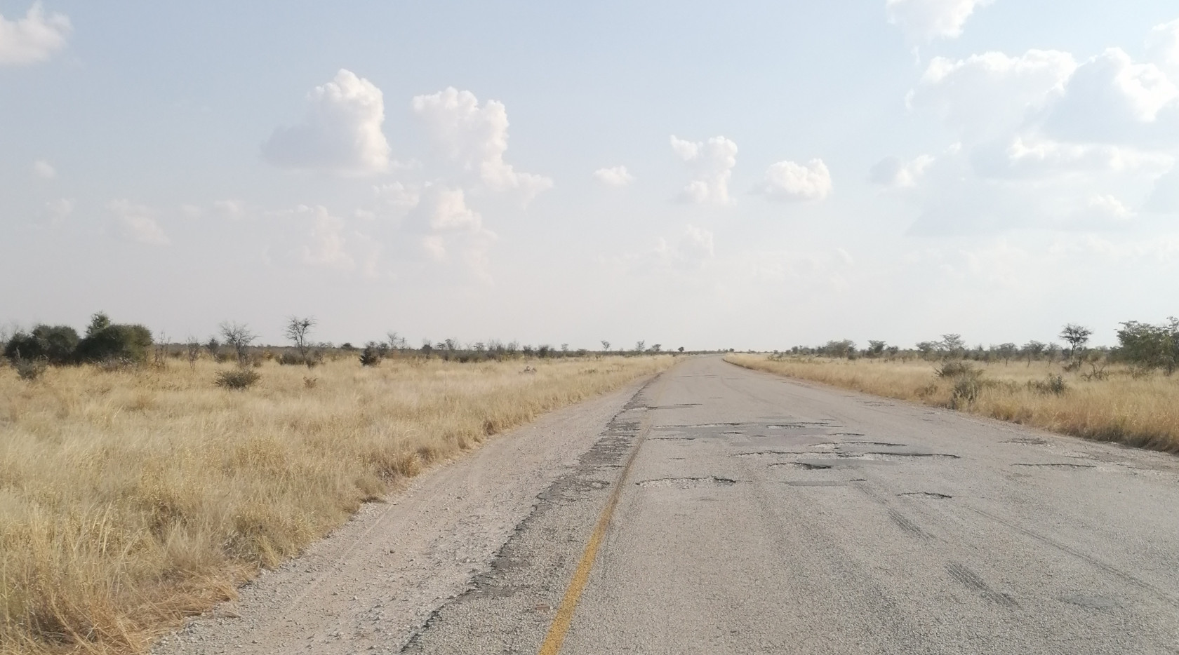 Ein paar Schlaglöcher - nichts Aussergewöhnliches.