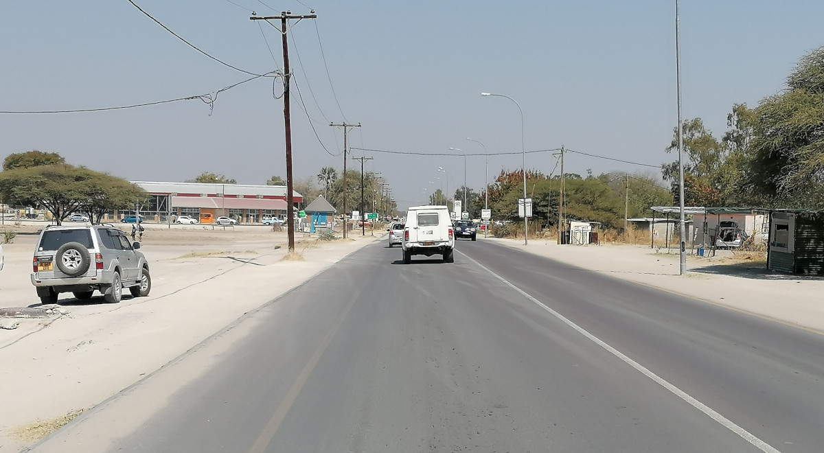 Straßenbild in Maun.