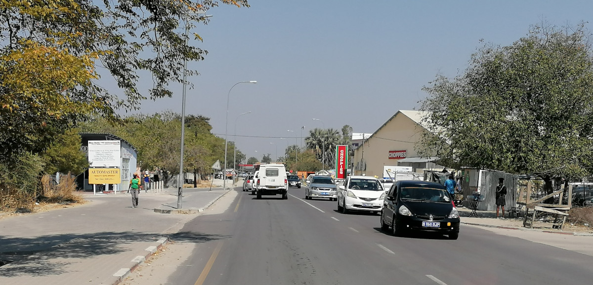 Straßenbild in Maun.