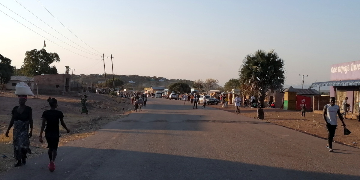 Abendliches Treiben in der Hafenstadt Mpulungu.