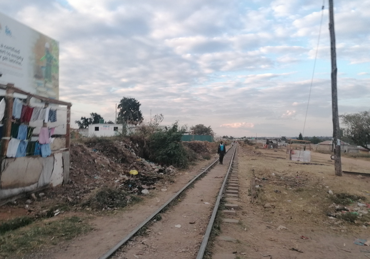 Die Hauptbahntrasse von Lusaka nach Osten.