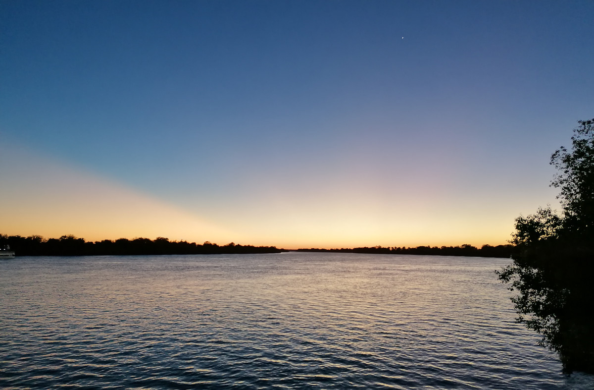 Abendstimmung am Sambesi.