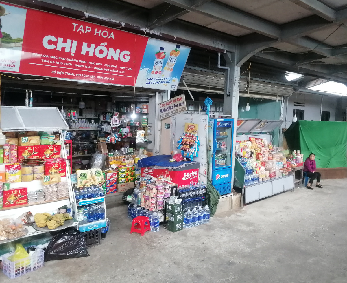 Kleiner Laden am Bahnsteig