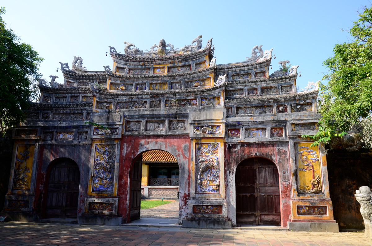 Eingang zu den Gräbern 